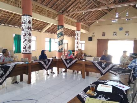 Sosialisasi Penggunaan Kios Desa yang Terletak di Dusun Gesikan 4 Bagi Pengusaha Batik